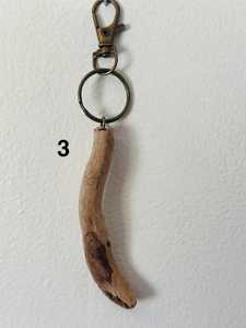 พวงกุญแจไม้ลอยน้ำ ผลิตภัณฑ์ธรรมชาติทำมือ พวงกุญแจไม้ลอยน้ำ พกพาทะเลไปกับคุณ ของขวัญสำหรับคนรักธรรมชาติ - Product Image 3