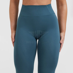 Leggings modernes pour femmes, en coton mélangé doux, avec taille élastique et design slim, pour l'entraînement et le yoga. - Product Image 4