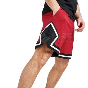 กางเกงขาสั้นออกกำลังกายผู้ชายออกแบบพิเศษ ผ้าโพลีเอสเตอร์ผสมคอตตอน 100% ระบายอากาศ แห้งเร็ว เอวยางยืดกลางลำตัว มีกระเป๋าข้างลึกสองช่อง - Product Image 2
