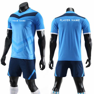 Ensemble d'entraînement de football personnalisé, maillots de football, impression personnalisée, maillots de football à manches courtes pour hommes, ensembles de maillots de football respirants - Product Image 5