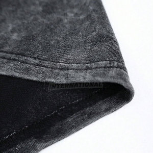 เสื้อยืดผู้ชายทรงหลวมผ้าฝ้าย 100% คุณภาพสูง ดีไซน์ขาดๆ แบบเรียบง่าย พร้อมพิมพ์โลโก้ตามสั่ง เป็นมิตรต่อสิ่งแวดล้อม ระบายอากาศได้ดี เหมาะสำหรับใส่ในช่วงฤดูร้อน - Product Image 3