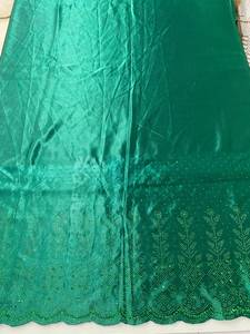 Dirac Gougra Somalí para Novias, Satén 100% Seda, Tejido Ligero de 60GSM, Ecológico, con Patrón Floral, Ropa de Cama de Alta Calidad - Product Image 3