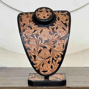 Support de Présentation pour Colliers Western en Cuir Véritable, Fait Main, Motif Floral, Porte-Bijoux Rustique, Accessoires de Décoration pour Boutique - Product Image 4