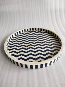 Bandeja hecha a mano con diseño de hueso - Product Image 4