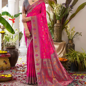 Sari Banarasi en soie douce et lourde, écologique, avec chemisier - Product Image 1