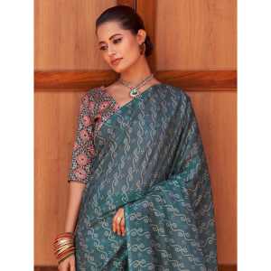 Charmant saree en crêpe imprimé numérique bleu sarcelle avec chemisier pour la mode indienne et pakistanaise - Product Image 4