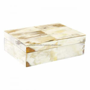 Caja de Recuerdos de Cuerno de Búfalo Ecológica y de Lujo Moderna, con Incrustaciones Intrincadas de Cuerno Animal, Pulida, Cuadrada, Clásica, para Guardar Joyas - Product Image 1