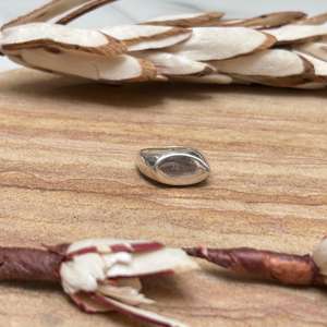 Anillo de Sello Minimalista para Hombre, Anillo de Latón Pulido, Plateado, Diseño Moderno y Liso, Estilo Minimalista, Venta al por Mayor - Product Image 3