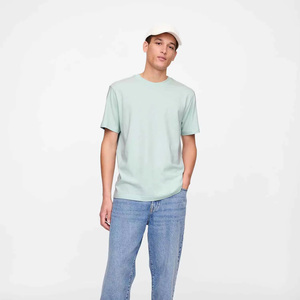 เสื้อยืดคอกลมแขนสั้นสีเขียวอ่อนสำหรับผู้ชาย ผ้าฝ้าย 100% ทรงปกติ สวมใส่สบาย สีพื้น ผ้าเจอร์ซีย์ถัก ดีไซน์เรียบง่าย - Product Image 3
