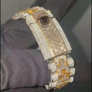 Reloj de Lujo con Diamantes, Regalo Espléndido, 28mm, Moissanita, Plata, Analógico, Movimiento de Cuarzo ETA, Día/ Fecha, Cristal de Zafiro, Escondido - Product Image 4