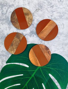Juego de 4 Posavasos de Madera de Mango y Resina Epoxi, Diseño Clásico, Ecológicos, para Mesa de Centro - Product Image 3
