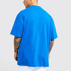 Chemise ample unie pour homme à épaules tombantes, coupe décontractée, tissu doux, style streetwear, idéale pour l'été - Product Image 2