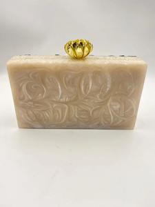 Pochette pour femme en résine faite à la main, sac à main pour femme, sac de soirée à bas prix, couleur laiton, motif floral - Product Image 4