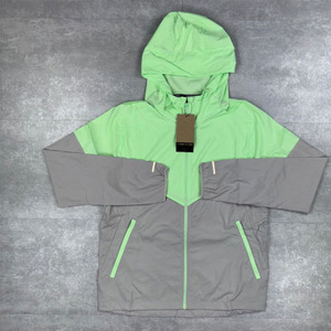 Conjunto de Chaqueta Cortavientos con Capucha OEM con Logotipo Personalizado, Material Ecológico Resistente al Agua, Corte Regular, Marcas de Ropa Deportiva, Compradores Mayoristas - Product Image 5