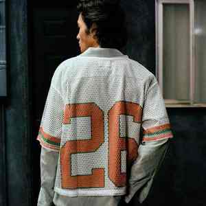 Camiseta Deportiva Personalizada Estilo Urbano Vintage para Hombre, Retro, de Fútbol, Baloncesto, Malla, Corte Cuadrado, Camiseta de Fútbol con Cuello en V para Hombre - Product Image 4