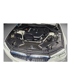 BMW Serie 5 530i Luxury Plus 2020, 77,273 km, Volante a la Izquierda, Caja de Cambios Automática, Asientos de Cuero, Cámara Trasera - Product Image 6