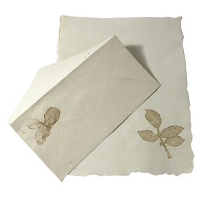 Cameron Exports <b>Cream</b> Cotton Paper Deckle Edged Natural A4 Letter Heads Envelopes Set Fresh Leaves Impressions Right <b>Hand</b> - Product Image 2
