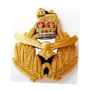 Parches Bordados a Mano Personalizados con Hilo Metálico, Diseño de Corona Real, Bordado 3D, Parches Dorados, Insignias de Moda para Uniformes y Lona - Product Image 6
