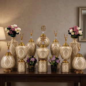 แจกันตกแต่งสีทองหรูหราสำหรับตกแต่งโรงแรม งานแต่งงาน และงานเลี้ยง - Product Image 4