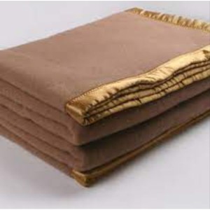 Couverture Raschel de luxe 2 KG en polyester, douce et chaude pour l'hiver, idéale pour la maison et l'hôtel, anti-boulochage, lavable en machine - Product Image 1