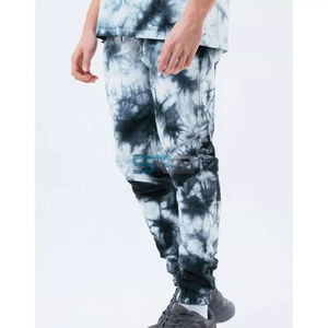 Ensembles de survêtements de sport vierges en polyester pour hommes, idéaux pour la course et la gym, vente en gros - Product Image 3