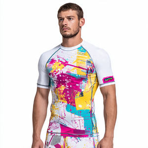 Maillot de compression sublimé pour homme – Tenue d'entraînement, Rash Guard personnalisé imprimé, Maillot de bain et de plage, Hauts Rash Guard imprimés pour hommes - Product Image 5