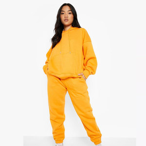 Ensemble 2 pièces streetwear sport d'hiver pour femme : sweat à capuche et pantalon de jogging long – Écologique et respirant - Product Image 4