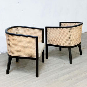 Chaise de salle à manger en teck noir avec coussin ivoire, fauteuil d'appoint extérieur moderne et luxueux - Product Image 3