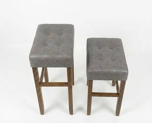 Ensemble de 2 tabourets de bar et de comptoir en cuir PU, ensemble de tabourets capitonnés en cuir PU, ensemble de tabourets rembourrés en PU avec structure en bois massif, hauteur bar et comptoir - Product Image 2