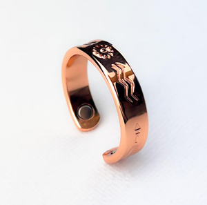 Anillo Ajustable de Cobre Puro Estilo Vintage, Banda de Salud con Terapia Bio, Patrón Grabado de Onda Solar, Doble Imán Interno, Anillo para Pulgar - Product Image 1