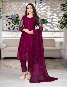 Conjunto de Kurti y Pantalón de Red para Mujer al por Mayor con Bordado Intenso y Dupatta de Red a Juego - Colección de Exportación - Product Image 1