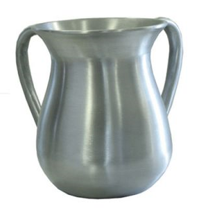 Tasse de lavage de luxe en argent martelé avec poignées texturées dorées, récipient rituel traditionnel - Product Image 3