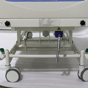 BIOBASE Derniers modèles de lits d'hôpital d'occasion Prix Équipements médicaux d'occasion électriques Lits d'hôpital manuels à 5 fonctions à vendre - Product Image 3
