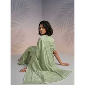 ผ้าไหมราสเบอร์รี่สีชมพูอ่อนน้ำหนักเบาสำหรับงานเทศกาล พร้อมงานปักเลเฮริยาบนผ้าไหมและขอบประดับเลื่อม รวมเสื้อคลุม - Product Image 3