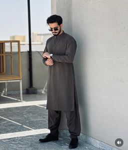 Ensemble Kurta Shalwar en coton gris pour homme, coupe classique, tenue décontractée traditionnelle, style Inde Pakistan, sans plis, toutes saisons - Product Image 4