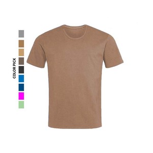 เสื้อยืดคอกลมแขนสั้นผ้าฝ้ายสีพื้นสำหรับผู้ชาย สีเขียว - Product Image 3