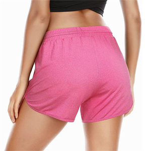 Shorts de sport pour femmes conçus pour un confort athlétique optimal, légers et adaptés aux activités sportives. - Product Image 5