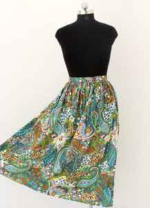 Jupe longue plissée décontractée en coton à motifs floraux, écologique, rose, pour femme, fabriquée avec des couleurs naturelles - Product Image 5