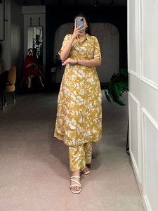 Ensemble de pyjama pour femmes en coton 100% pour le printemps et l'été, imprimé floral indien, doux, de haute qualité, vêtements de nuit surat - Product Image 3