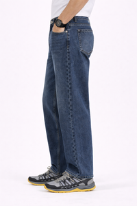 กางเกงยีนส์เดนิมทรงตรงสีน้ำเงินคลาสสิกสำหรับผู้ชาย เอวกลาง ทรงปกติ สวมใส่สบายในชีวิตประจำวัน ผลิตจากผ้าฝ้ายเดนิมที่ทนทาน มีกระเป๋าห้าช่อง - Product Image 2