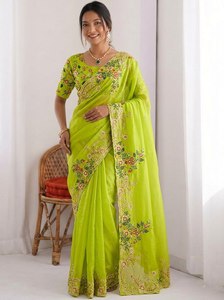 Sari de organza verde de lujo con bordado floral, sari indio de diseñador para mujer con blusa, colección para bodas y fiestas. - Product Image 5