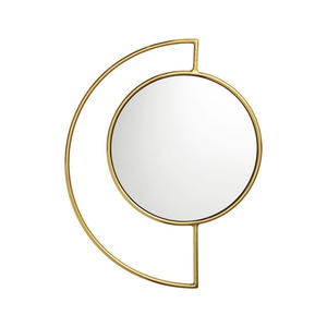 Espejo de Pared de Hierro Arqueado con Marco Delgado de Alta Gama, Dorado, Minimalista, de Lujo, Ecológico, para Hogares Modernos - Product Image 2