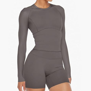 Camiseta de Compresión Unisex con Protección UV UPF 50+, Manga Larga, Personalizada, para Natación y Surf, Spandex/Poliéster - Product Image 1