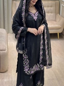 HENIXA CREATION Conjunto de Kurta y Palazzo de Seda FENDY para Mujer, Bordado, Corte Ajustado, con Dupatta y Bordado de Lentejuelas, Ropa Étnica de Diseñador - Product Image 6