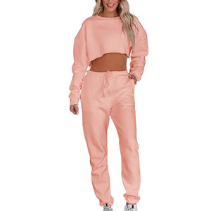 Conjunto de Top Corto para Mujer, Cómodo para Uso Diario, Material Suave y Elástico, Ropa Casual Urbana, Shorts a Juego, Estilo Veraniego - Product Image 1