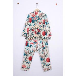 Nouvel Arrivage Ensemble de Pyjama Assorti en Coton Doux Respirant à Motifs Floraux pour Femmes avec Taille Élastique et Manches Longues - Product Image 5