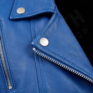 แจ็คเก็ตหนังแท้สำหรับขี่มอเตอร์ไซค์คุณภาพดีที่สุดสำหรับผู้ชาย รุ่นใหม่ล่าสุดสำหรับฤดูหนาว พร้อมแผ่นป้องกันที่ถอดออกได้ สามารถสั่งทำได้ - Product Image 4