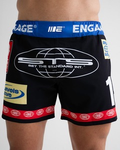 Shorts MMA Engage, forme moderne, en textile uni, coupe décontractée, tissu drill classique, tenue sportive, ligne épurée, style intemporel. - Product Image 2