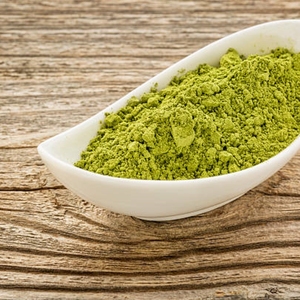 Poudre de feuilles de Moringa fraîchement séchées, riche en acides aminés essentiels, superaliment végétalien, mélange de matières botaniques brutes tamisées finement - Product Image 5