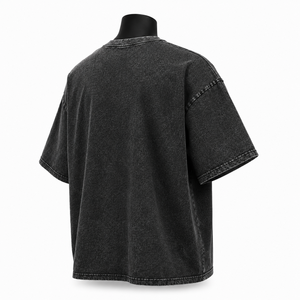 Camiseta Gráfica Oversize para Hombre con Efecto Vintage, Algodón Pesado, Estilo Urbano, Estampado Cruzado, Ajuste Holgado, Casual - Product Image 4
